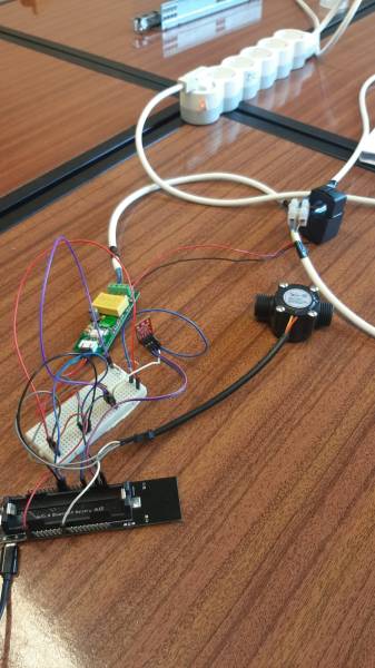 2photo_circuit.jpg 2photo_circuit.jpg